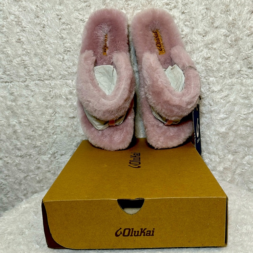 Olukai Slipper